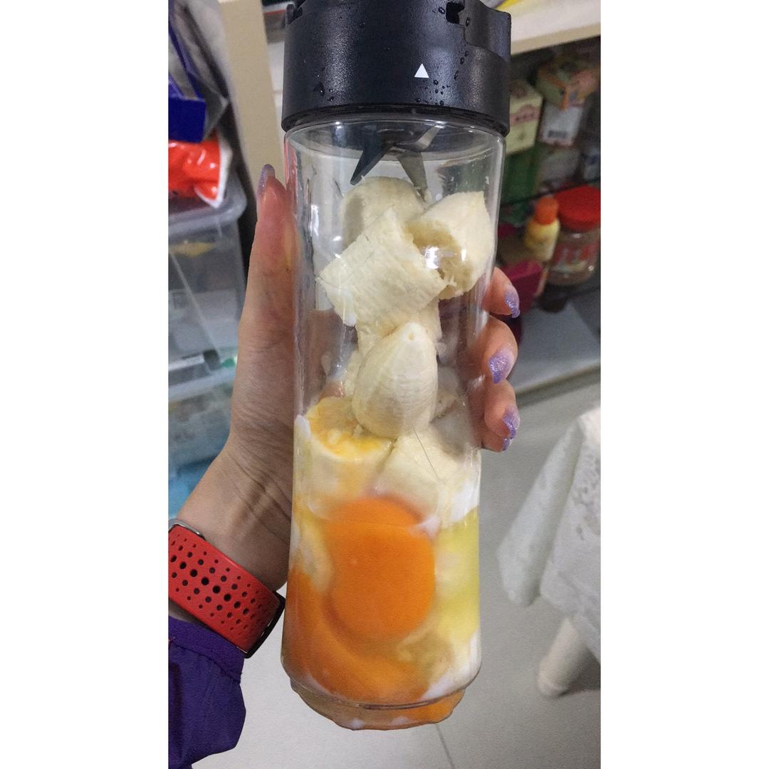 香蕉蔓越莓杯子蛋糕