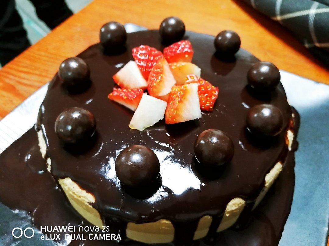 巧克力镜面淋酱<熊谷裕子>--让甜点穿上光泽亮丽的淋面外衣