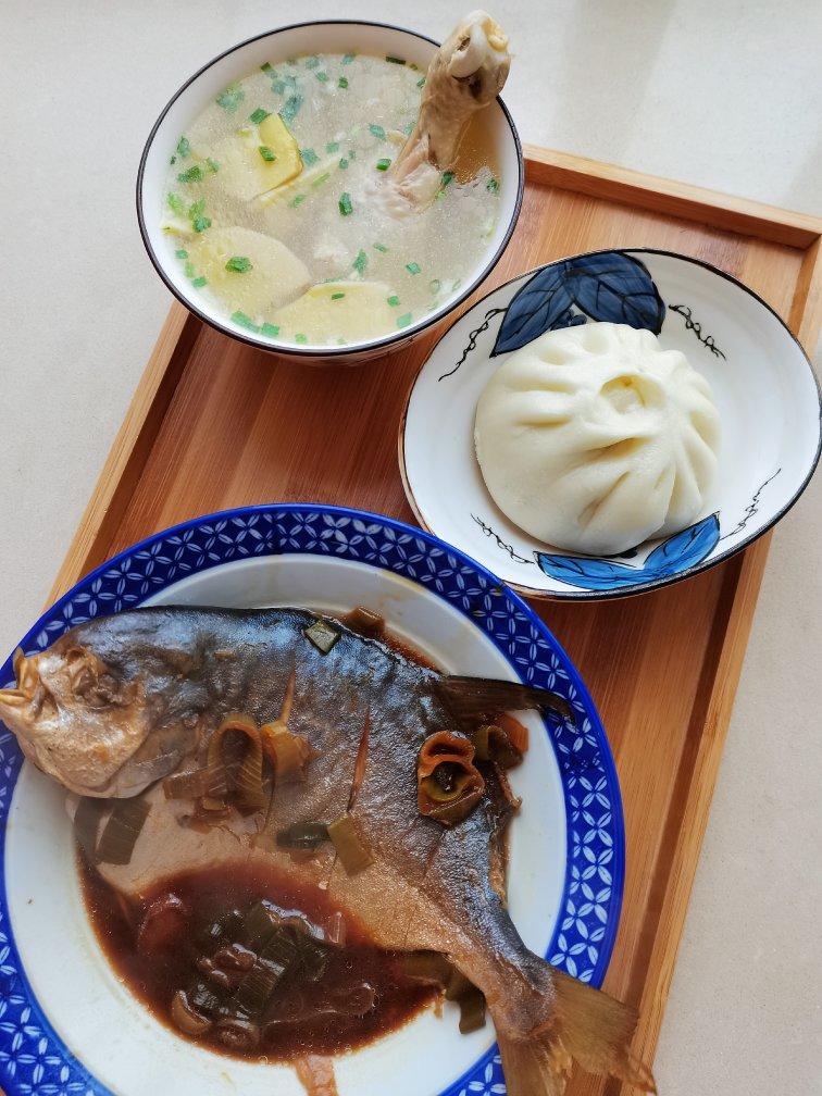 红烧金鲳鱼