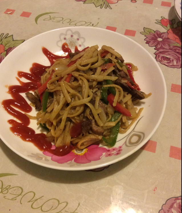 黑椒牛柳炒意面