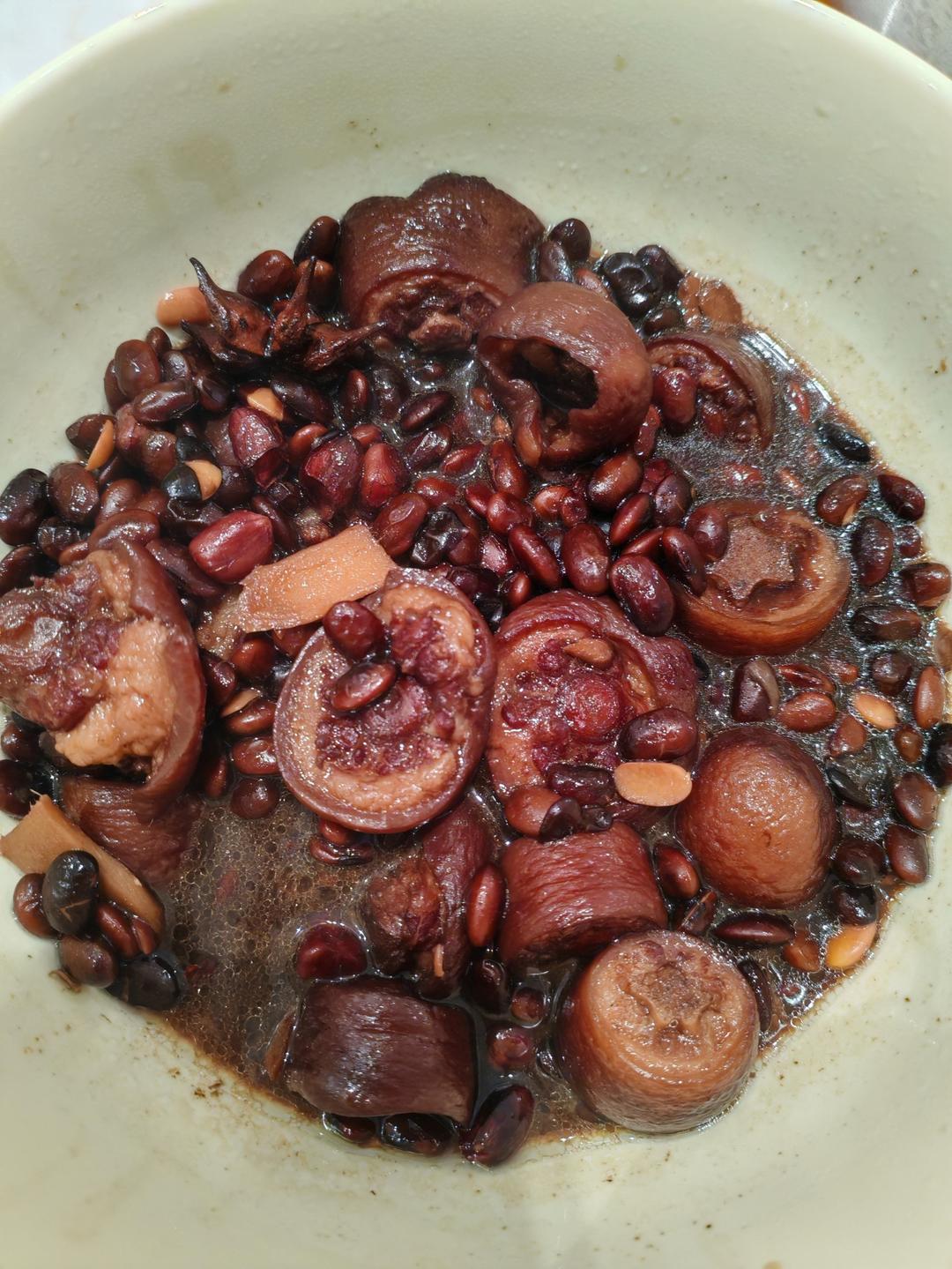黑豆猪蹄