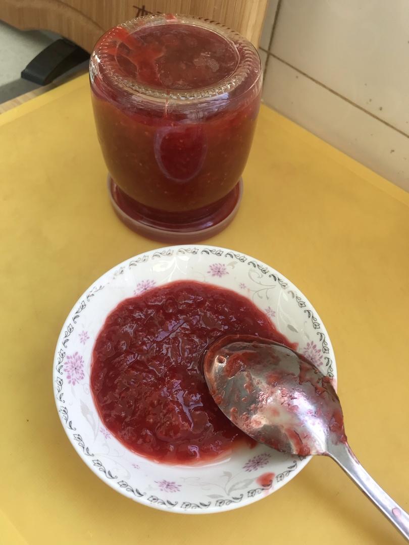 自制无添加草莓酱