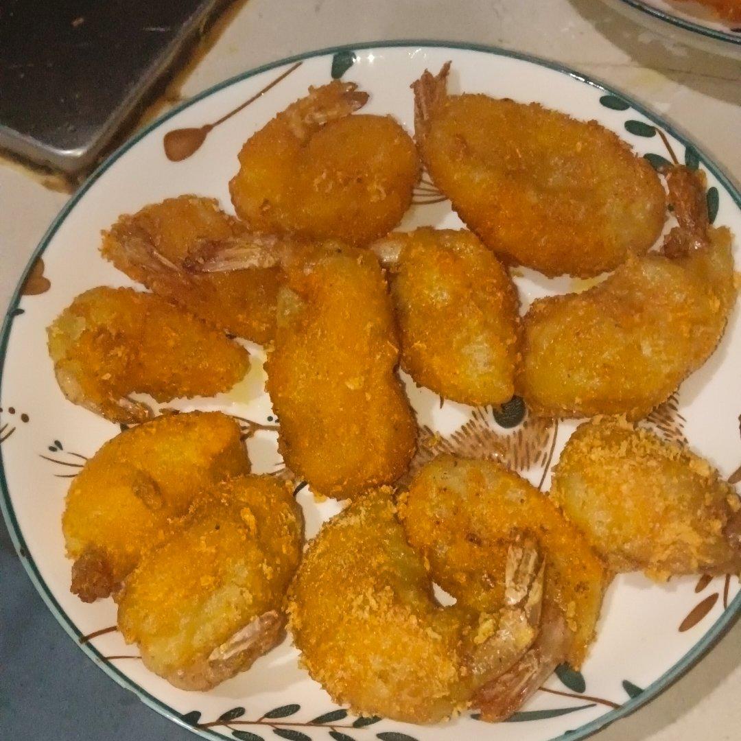🌈颜值爆表的黄金虾球🍤，外酥里嫩，做法超简单～