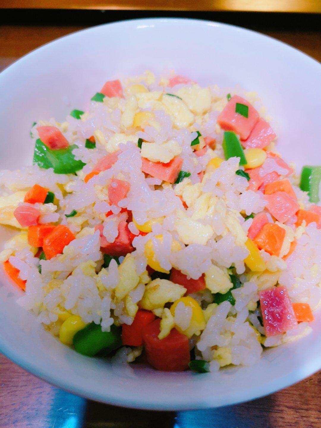 时蔬鸡蛋炒饭（简单快手，宝宝爱吃）