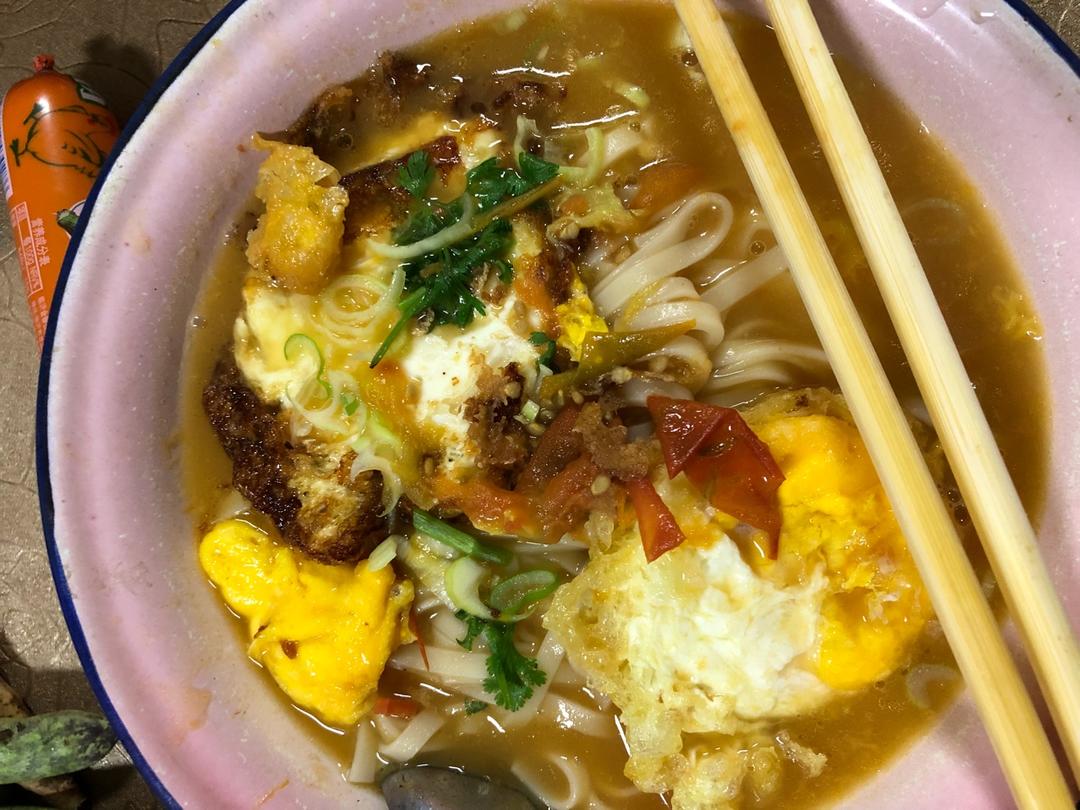 超美味浓郁汤汁番茄煎蛋面