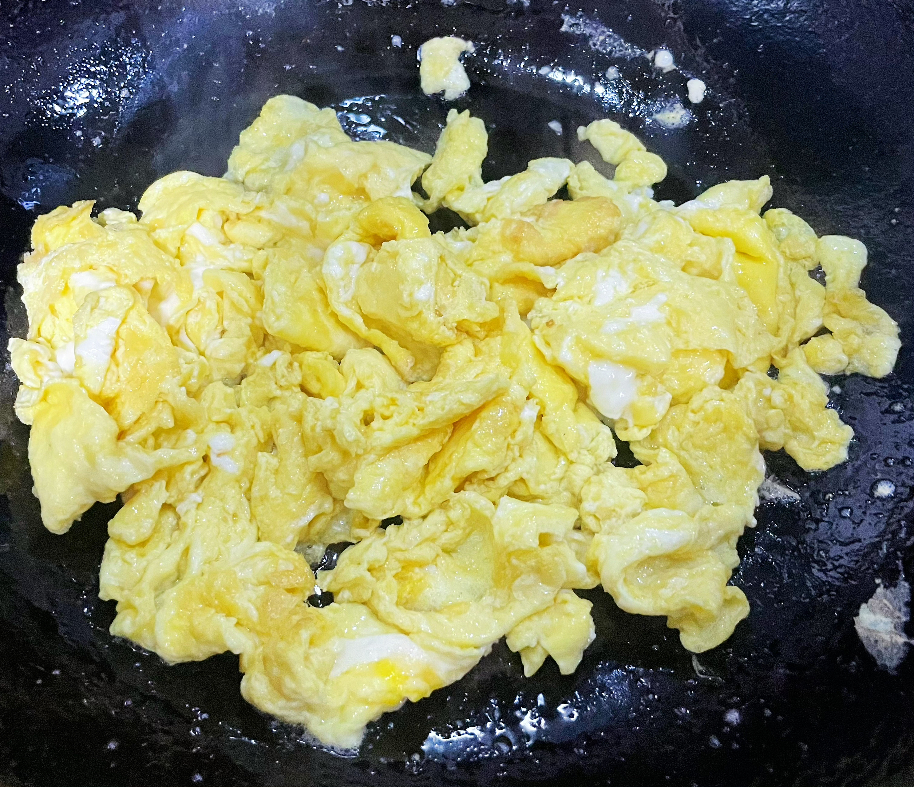 黄瓜香肠炒蛋的做法 步骤5