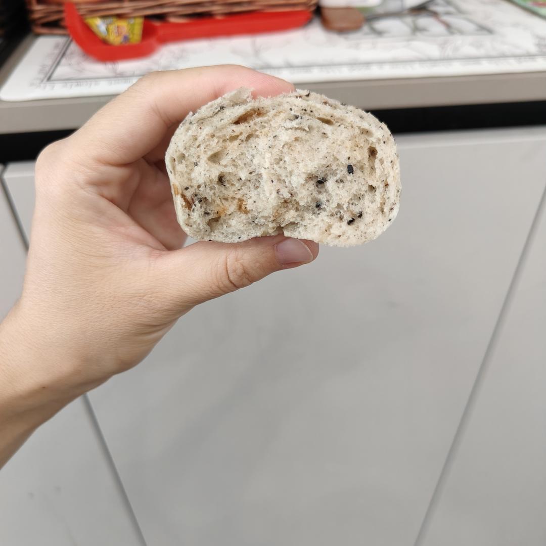 黑芝麻红枣馒头