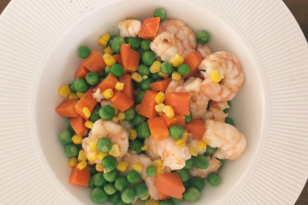 玉米豌豆胡萝卜炒虾仁