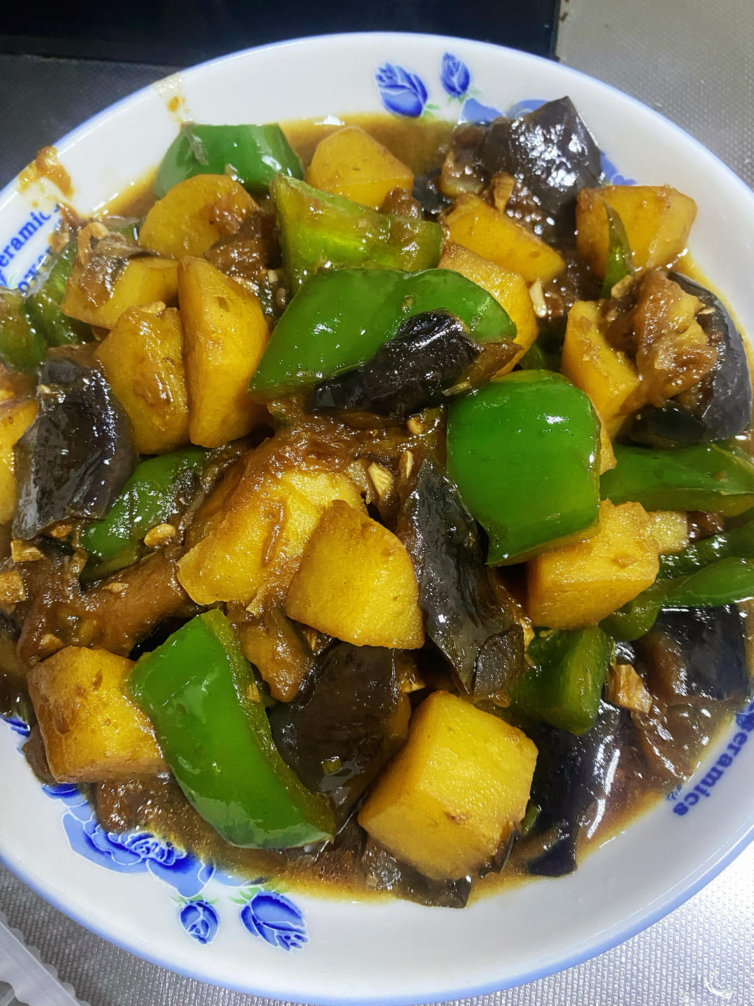 网红菜红烧茄子煲