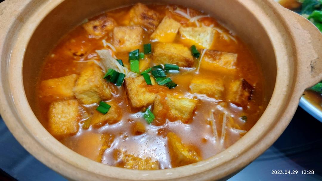 减脂餐—番茄金针菇焖豆腐