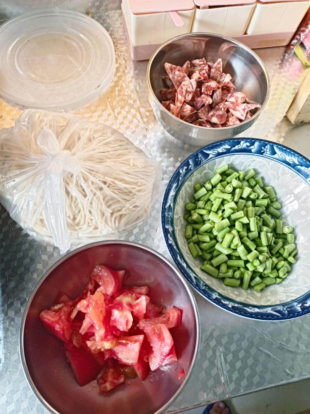 真想让你们尝尝这碗肉酱拌面🍜太香太香了