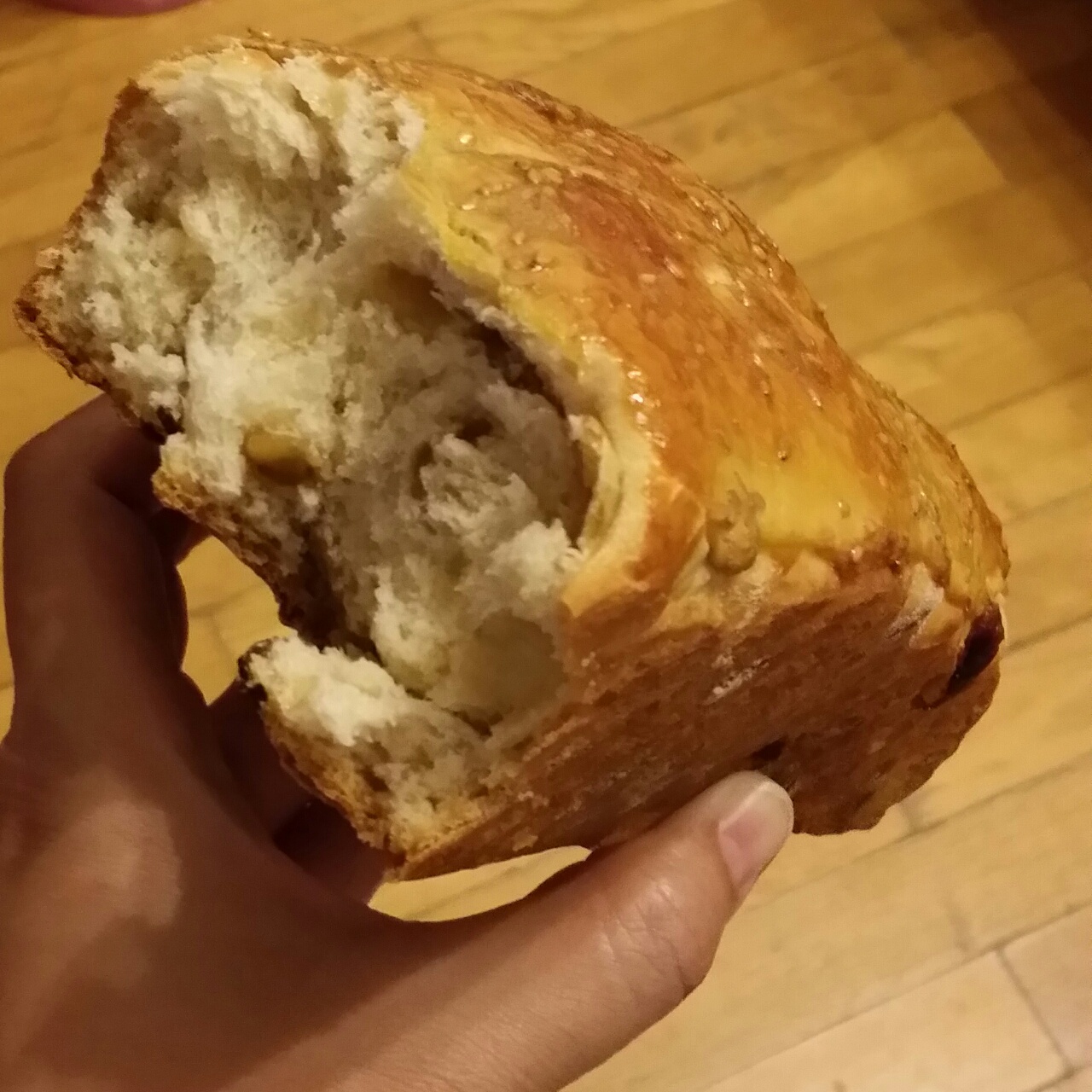 全麦葡萄干面包