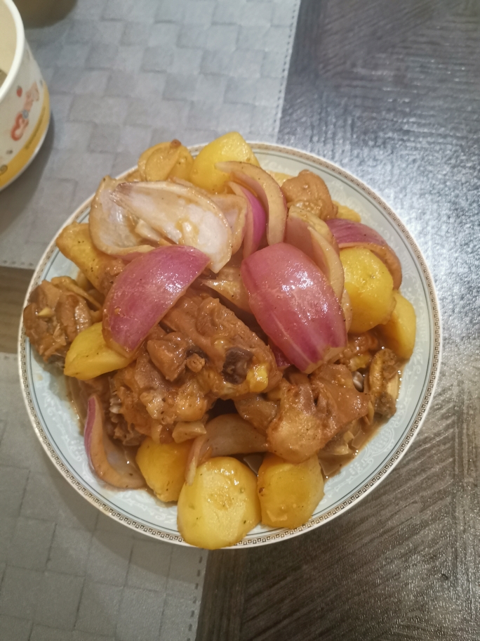 土豆焖鸡的做法 步骤4