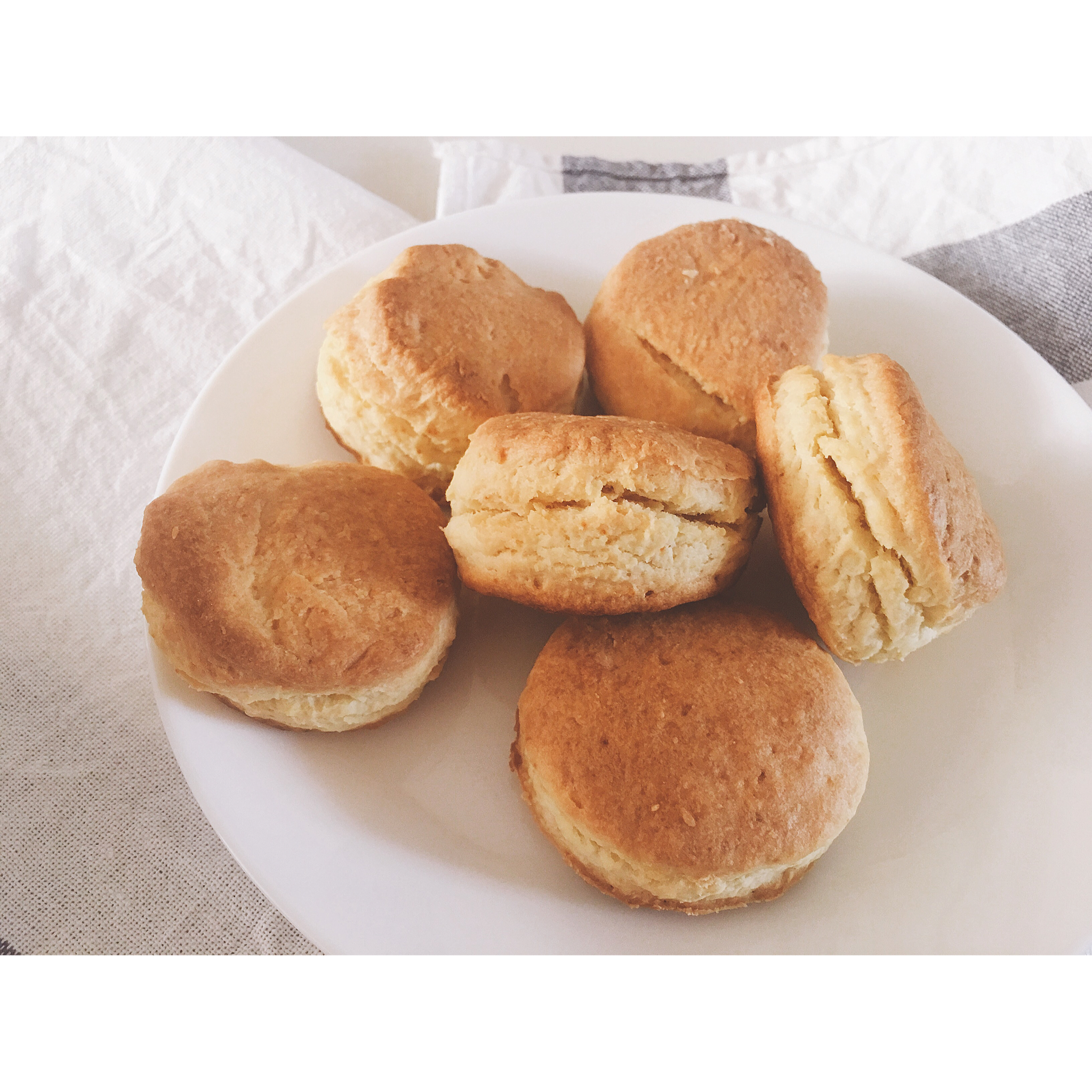 极简奶油松饼/Cream Biscuits（scones）