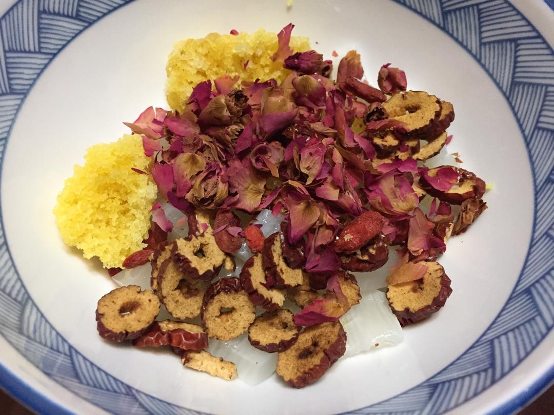 玫瑰金枝花胶冻