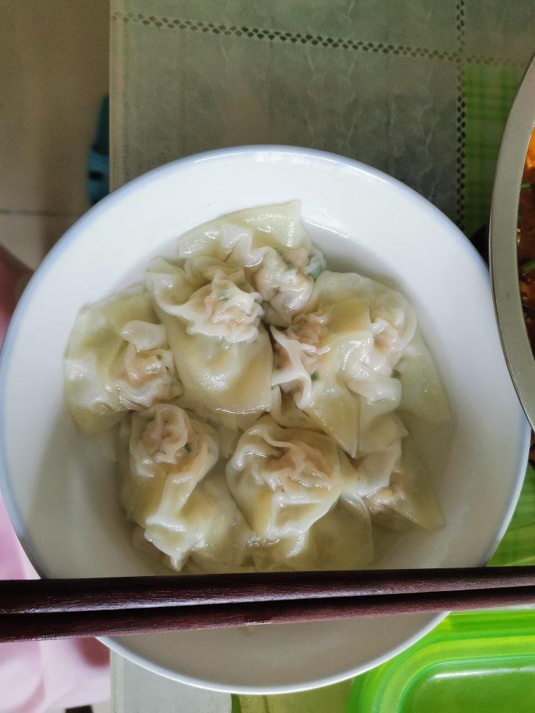 馄饨（两种包法）