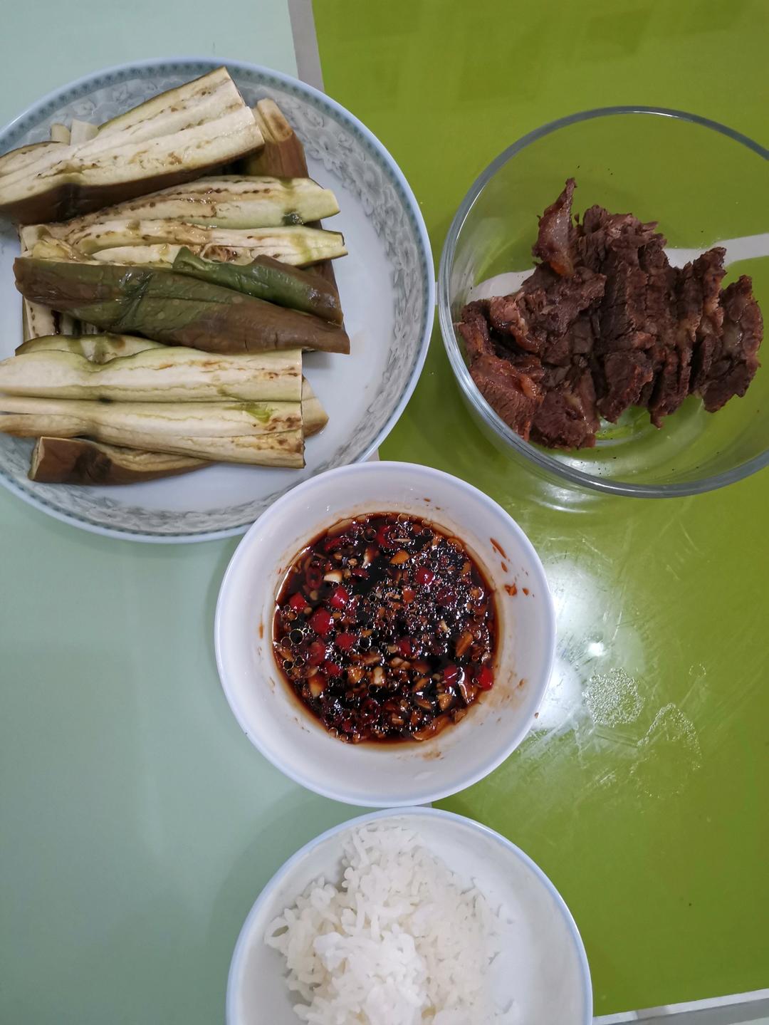 凉拌茄子这样做，堪称米饭杀手