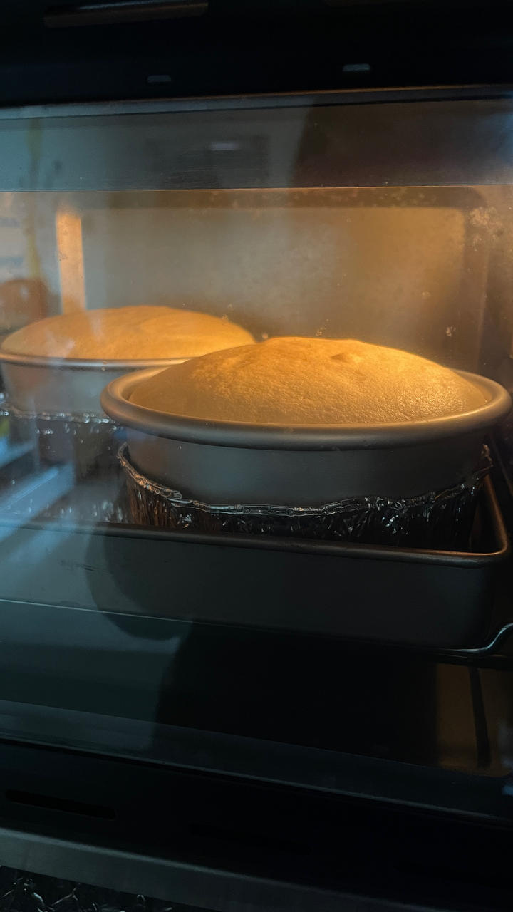 六寸酸奶古早蛋糕