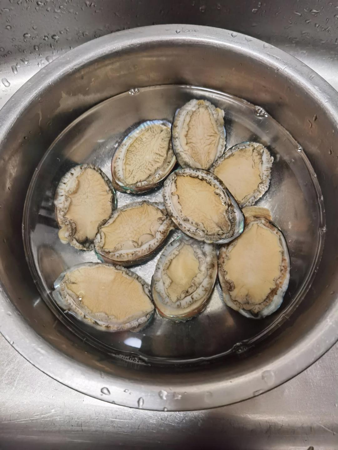 鲍汁鲜鲍烩大花菇-包罗万有【北鼎年夜饭】