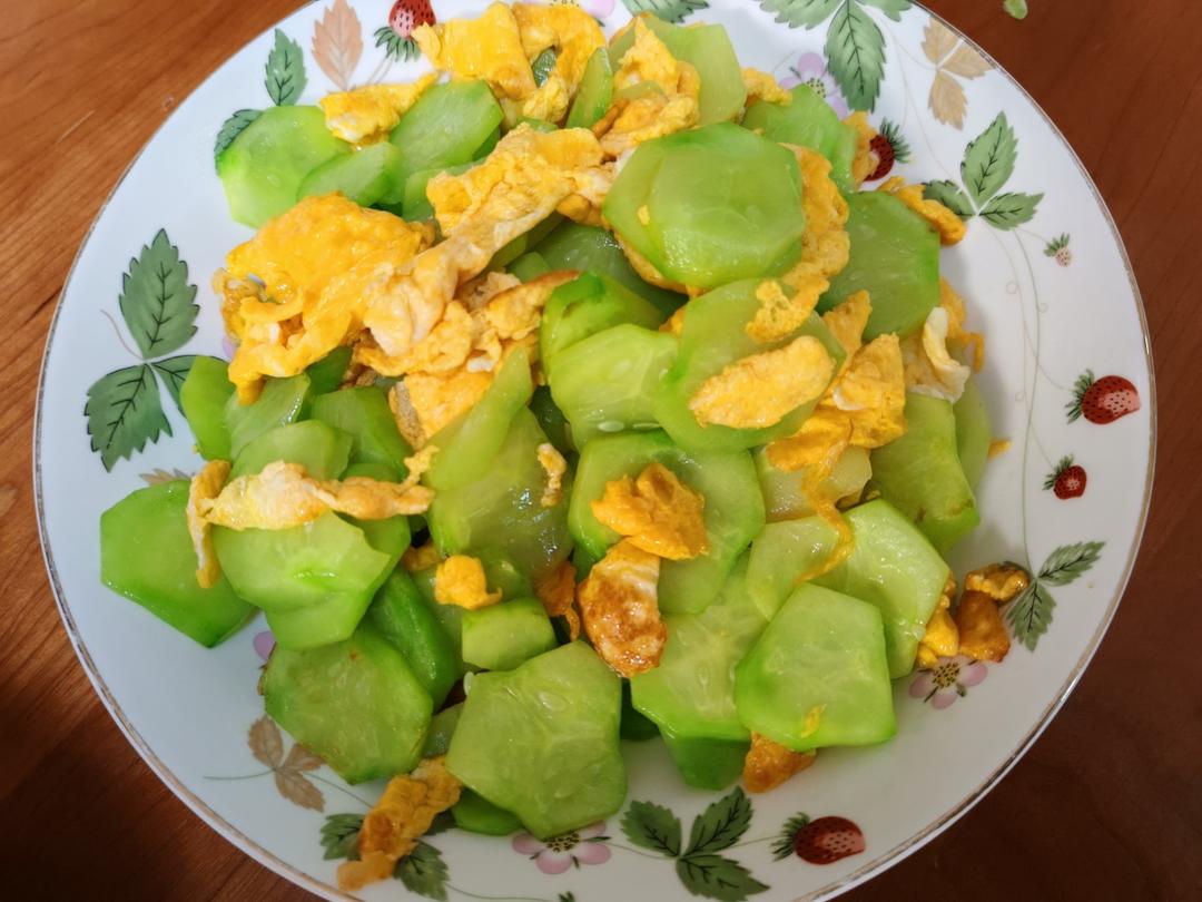黄瓜炒鸡蛋 （青瓜炒鸡蛋）