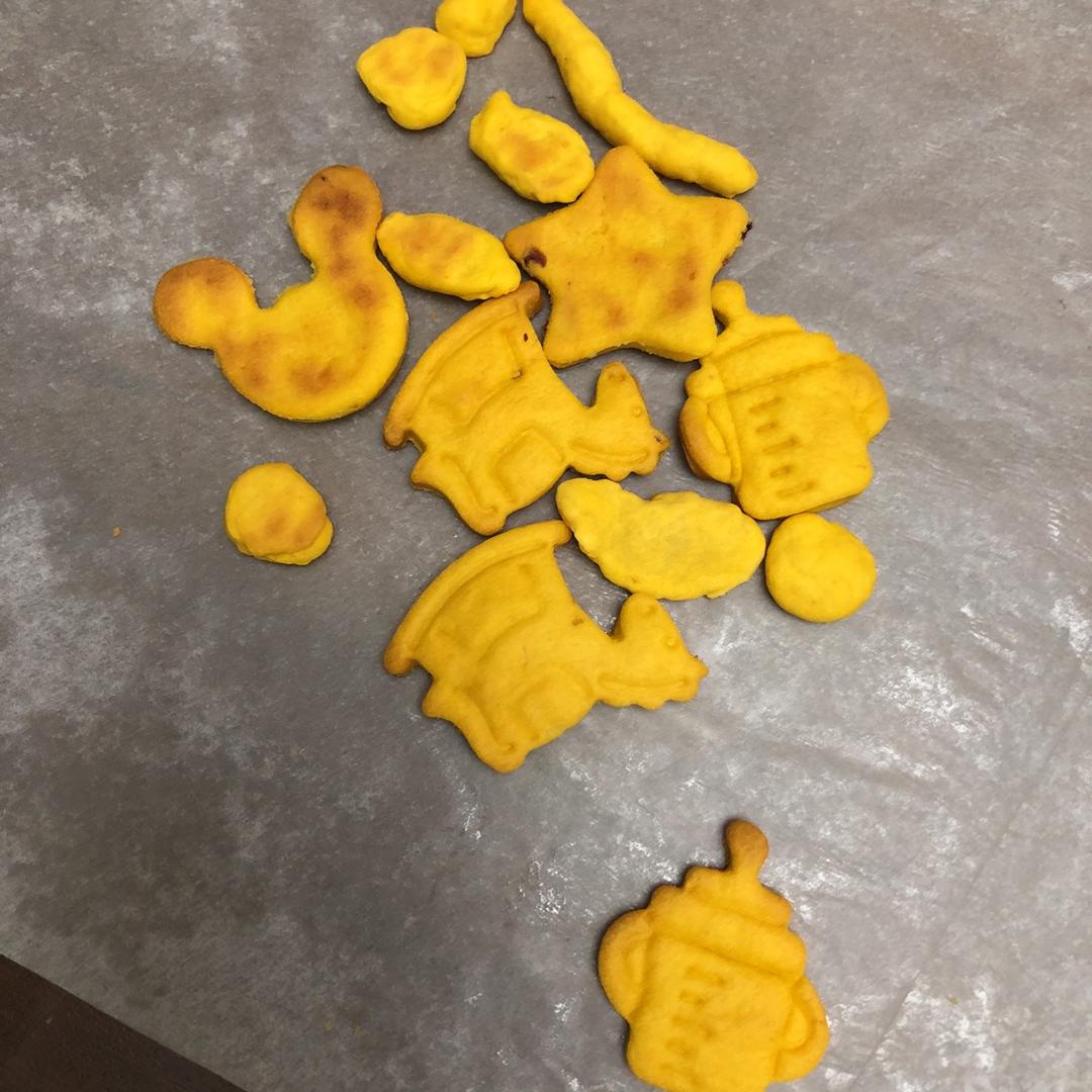 无需模具的万圣节南瓜饼干  Halloween pumpkin cookies