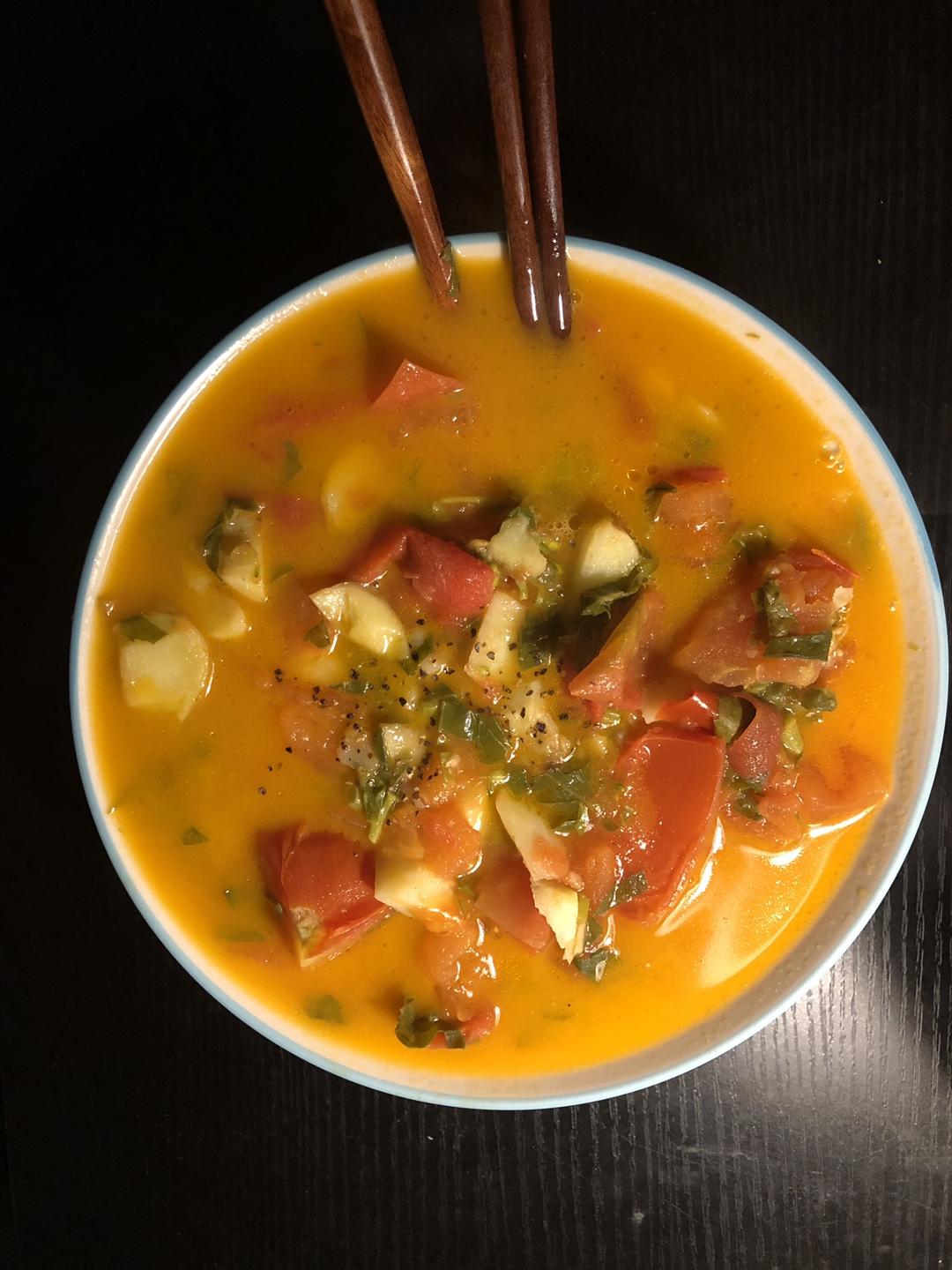 超级美味简单又丰盛的番茄土豆浓汤的做法