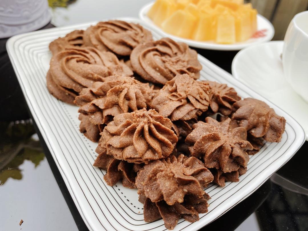 多种口味曲奇（香草、巧克力、抹茶）