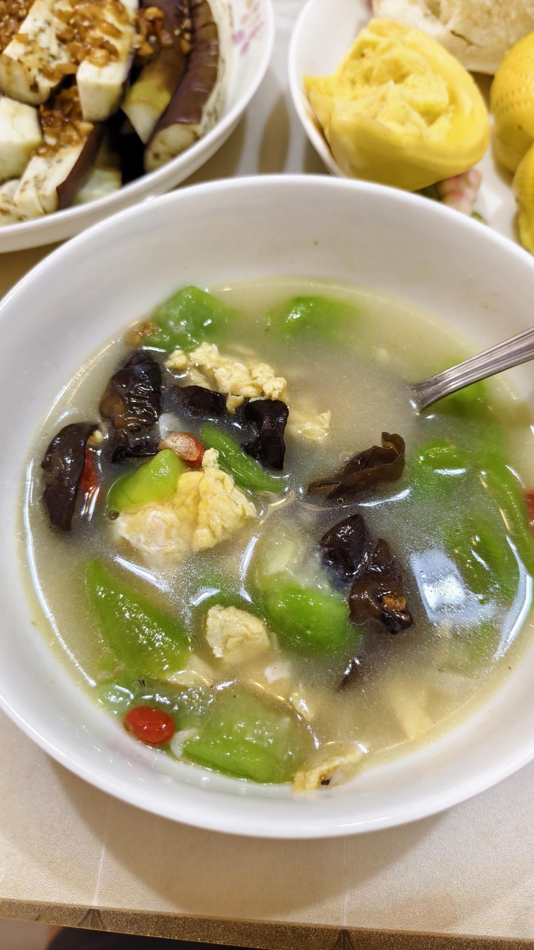 丝瓜鸡蛋汤