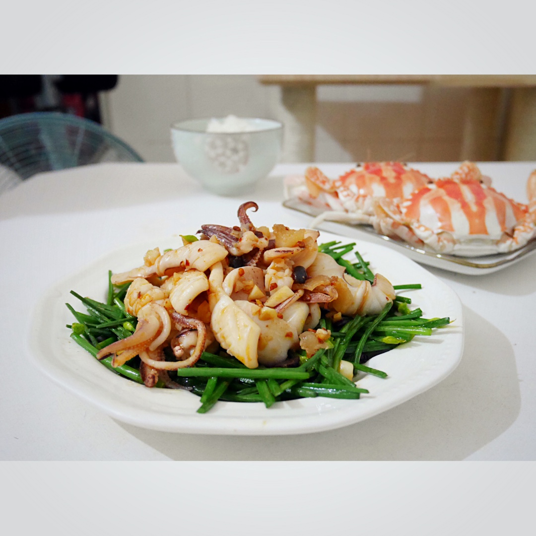 鱿鱼韭菜花