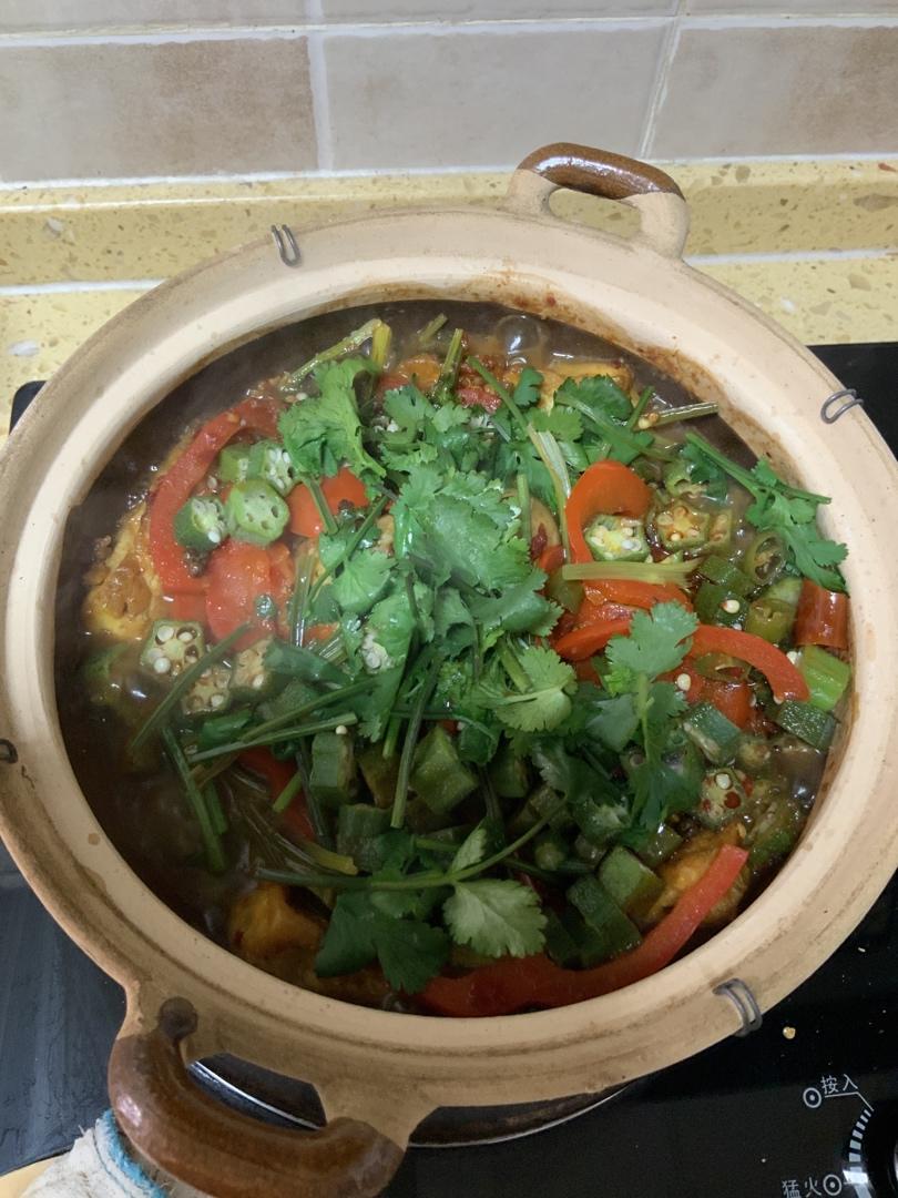 比肉好吃的秋葵豆腐煲