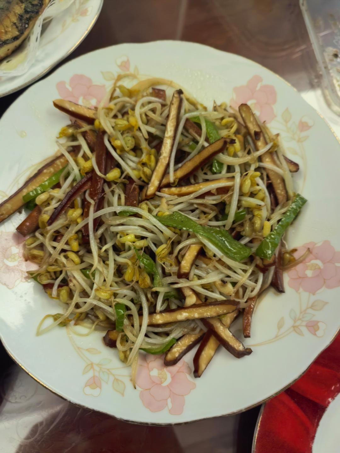 豆芽炒香干