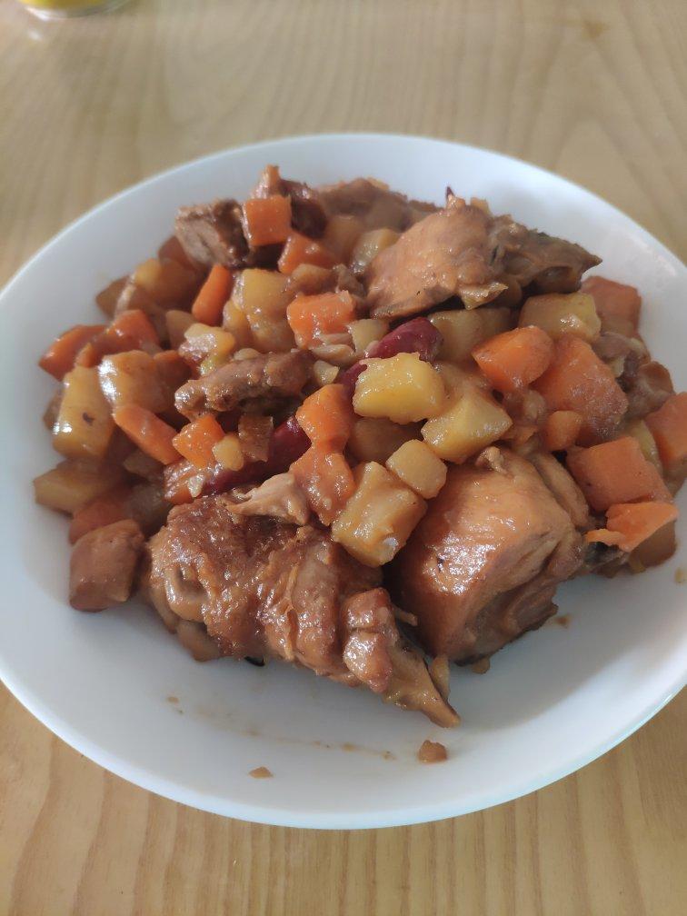 胡萝卜土豆烧鸡翅