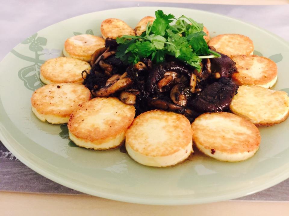 日本豆腐炒蘑菇的做法