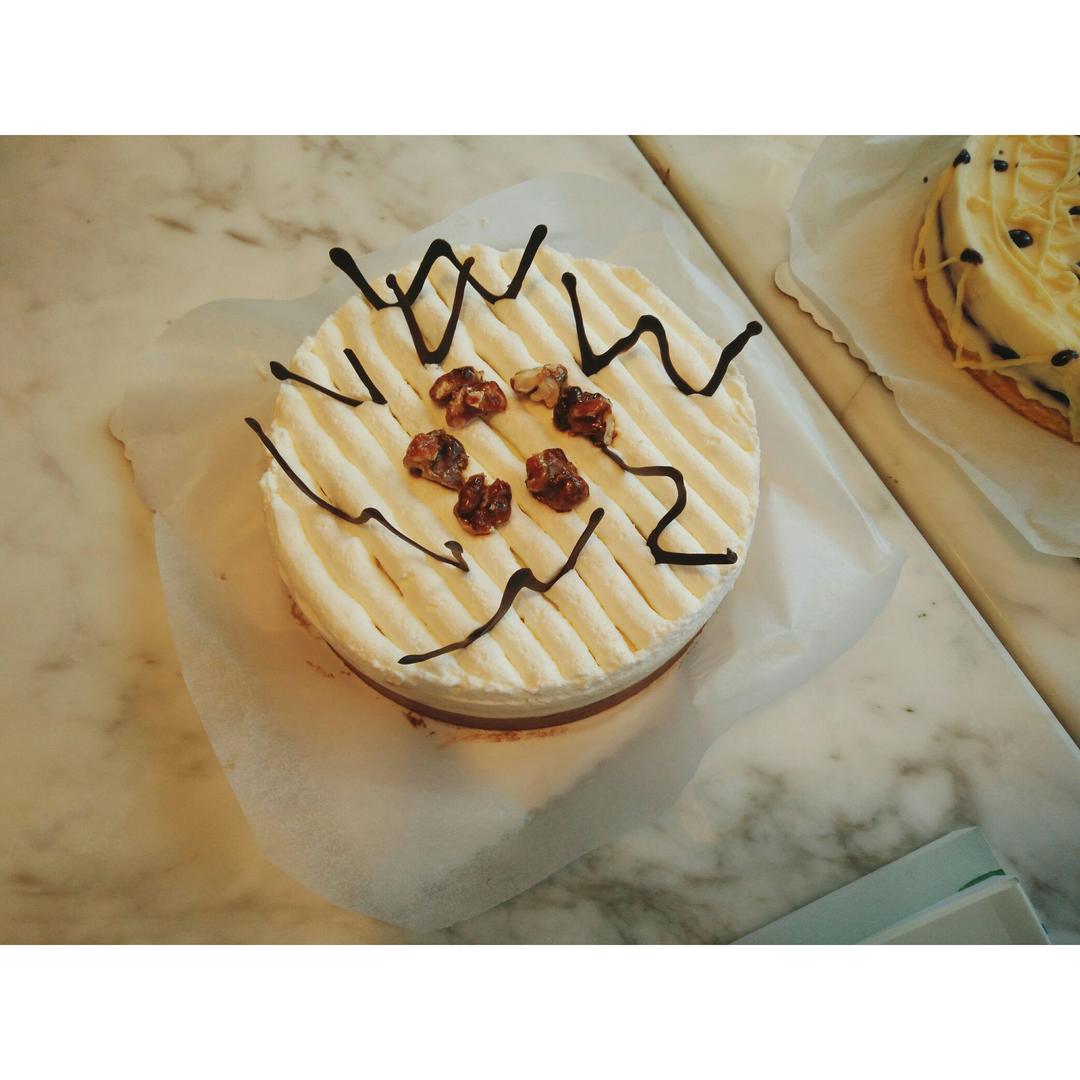 焦糖核桃椰奶慕斯（视频菜谱）