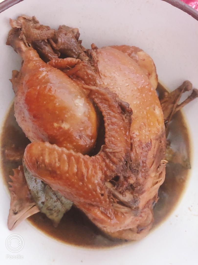 粤菜大厨的秘制豉油鸡，肉嫩多汁颜值爆表