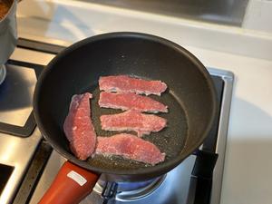 懒人菜一人食｜芝士照烧小牛排/牛肉片的做法 步骤3