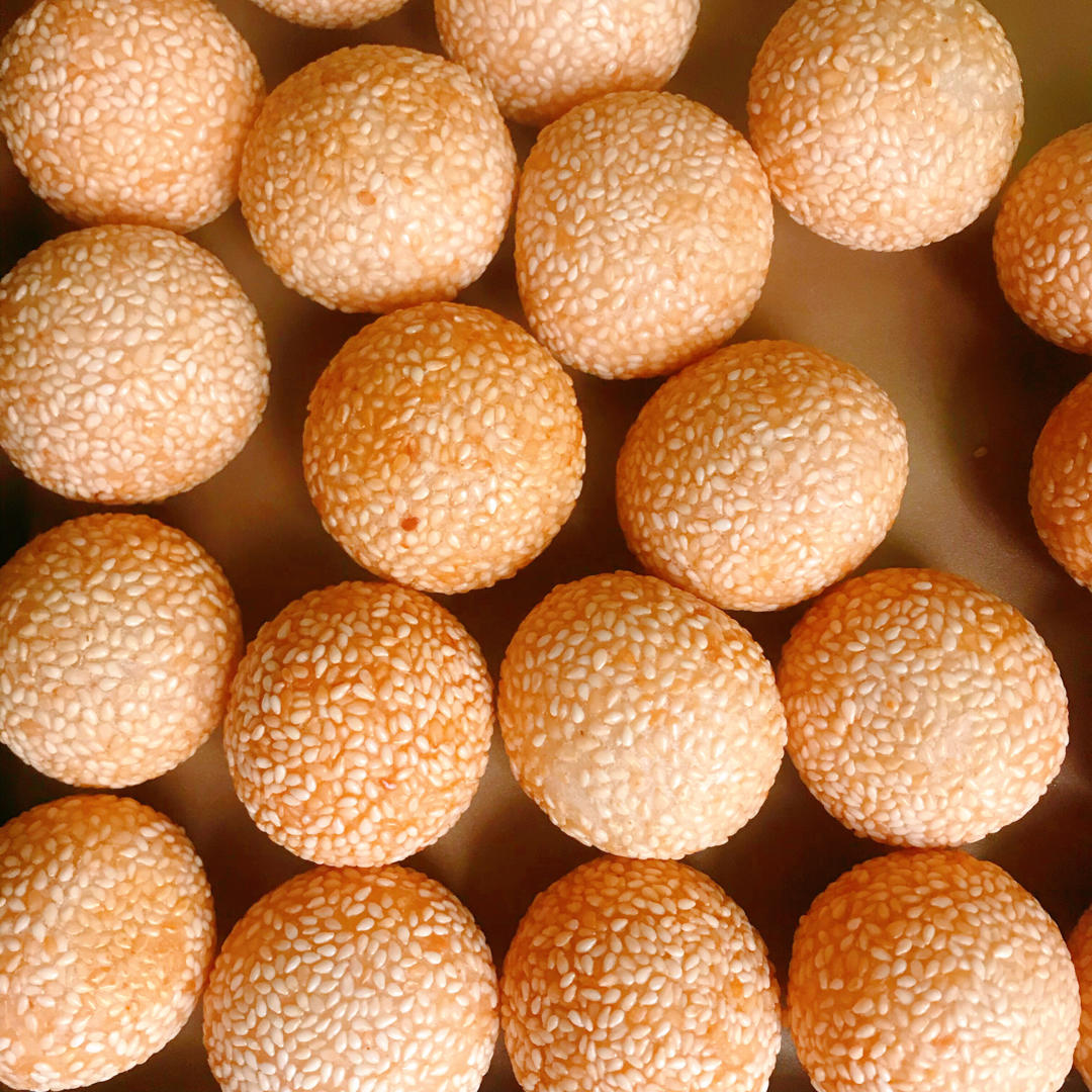 垚漫做的空心麻团