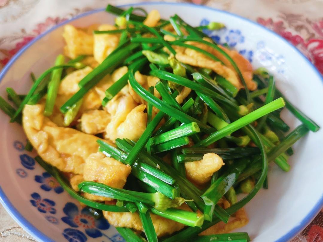 韭菜花炒鸡蛋