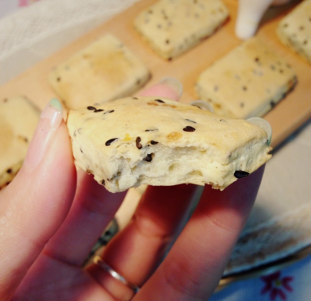 黑芝麻咸香饼干