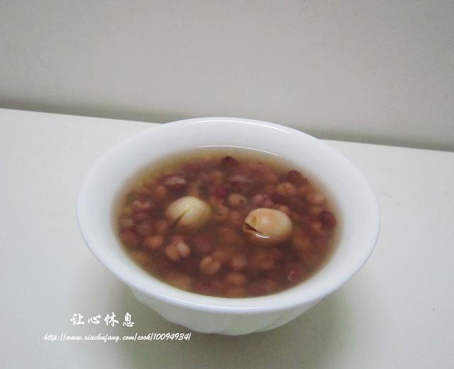 红豆薏米莲子粥的做法