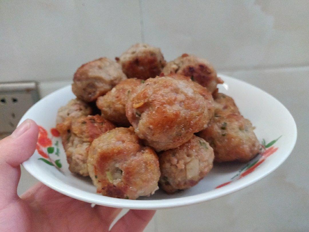 酥炸肉丸