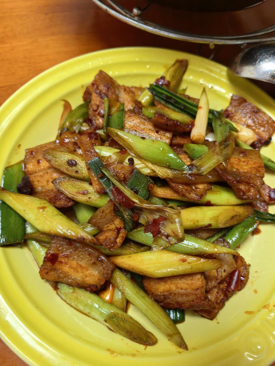 蒜苗回锅肉——经典川菜