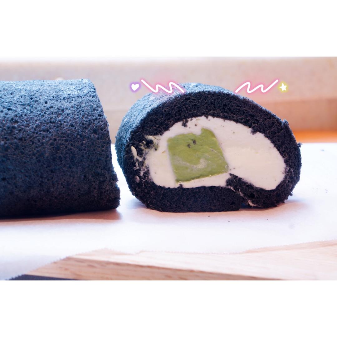 竹炭抹茶奶冻卷
