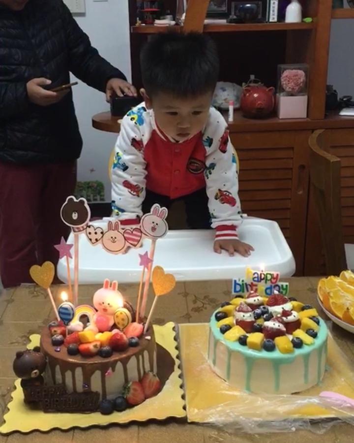 超简易可行的巧克力淋面（完全依靠个人经验）