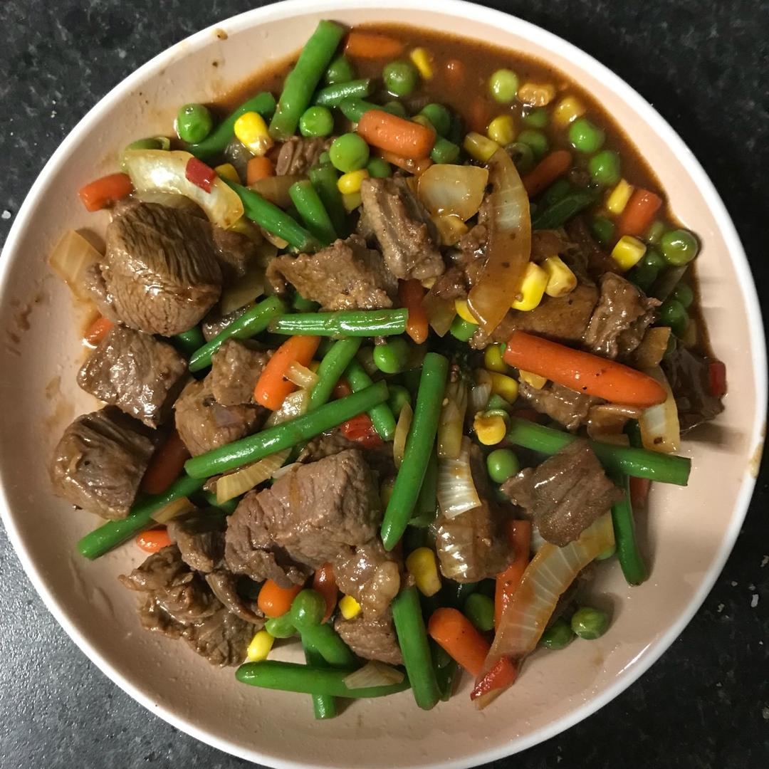 黑椒牛肉丁