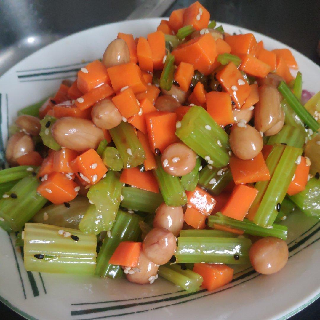 凉拌芹菜花生米胡萝卜