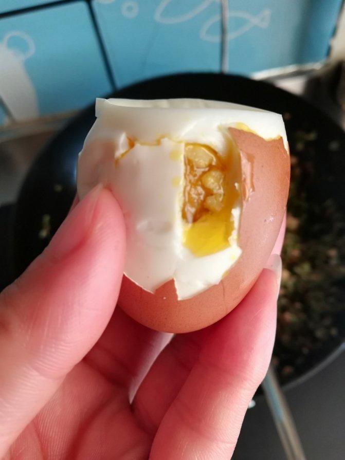 自制起砂流油咸鸡蛋