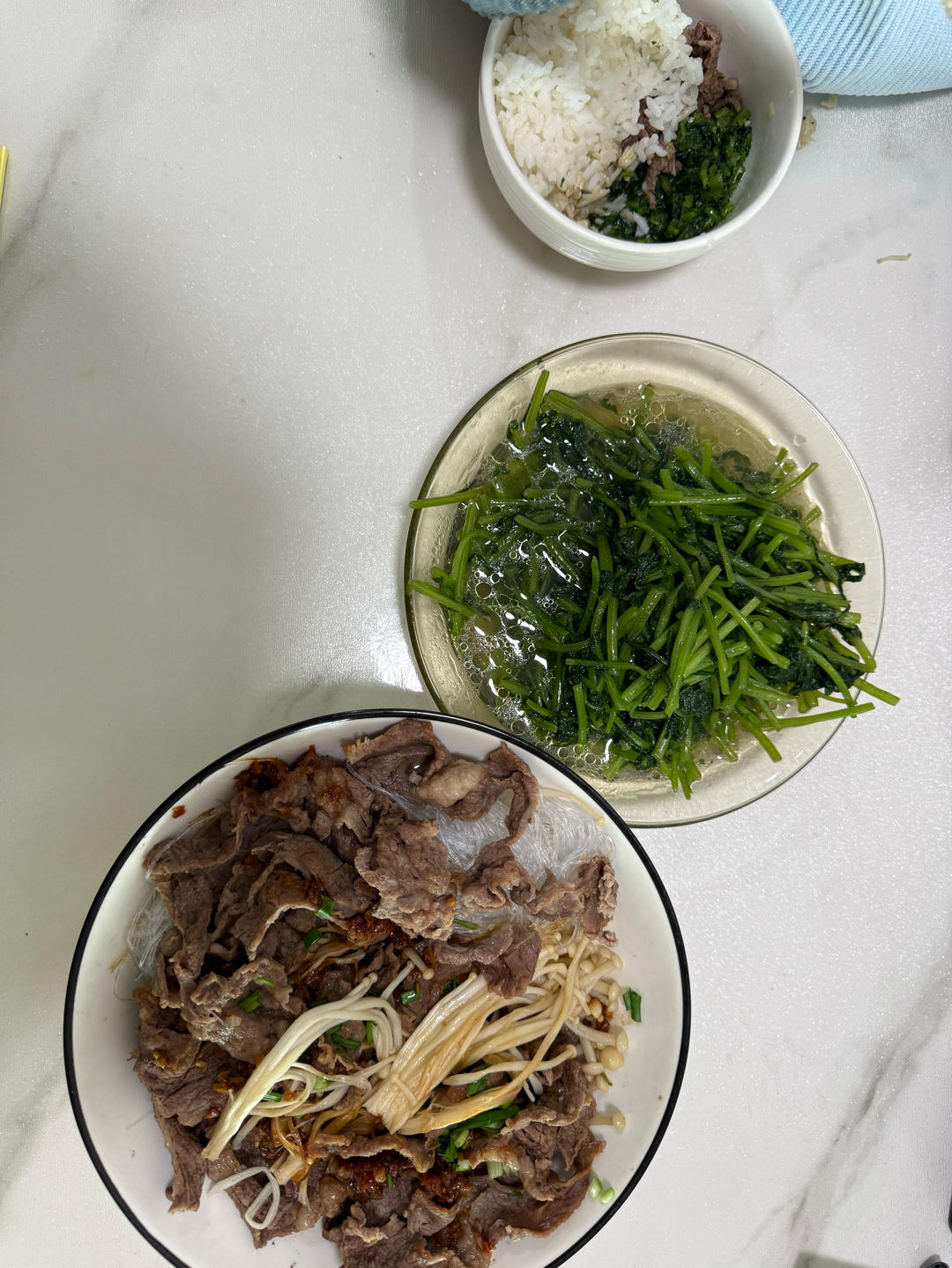 超级下饭的蒜蓉金针菇！好吃到爆