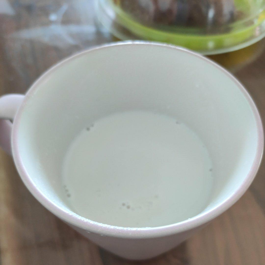 香浓顺滑花生米露自己做，营养好喝，方便又快手