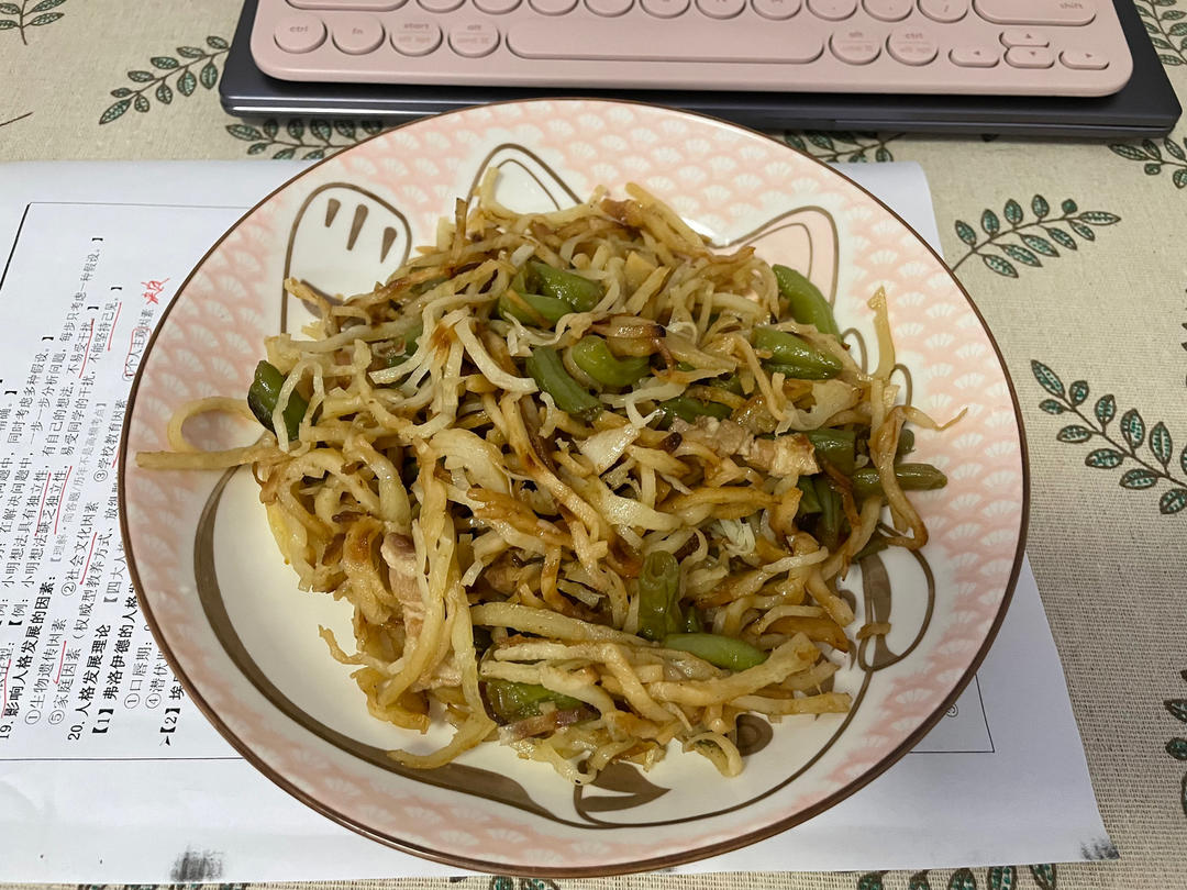 炒饼（肉丝豆角版）